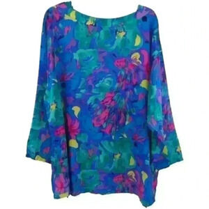 Vintage Victoria’s Secret Flora sleep shirt